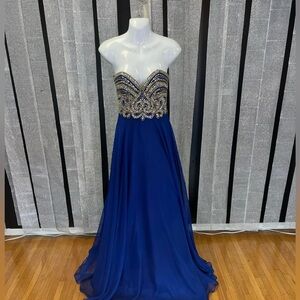 Prom pageant bridal floor length maxi dress nwt